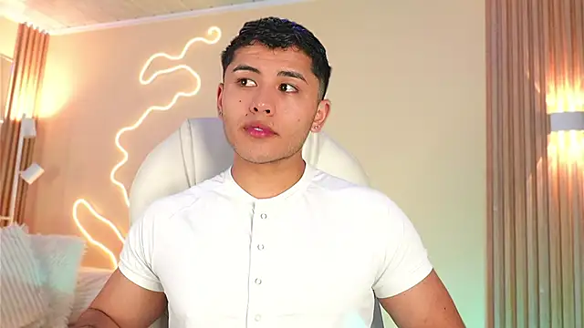 Snapshot of MatiasKorn chatting on 06.11.26 MatiasKorn online show from 06.11.26
