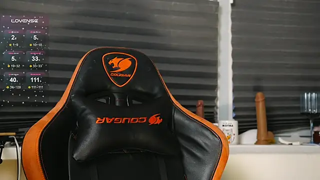 BlueCherryy online show from 11.08.25