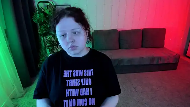 bitchofsun  online show from 01.27.25