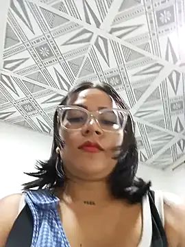 Snapshot of Cristel_Shop chatting on 12.17.24 Cristel Shop online show from 12.17.24