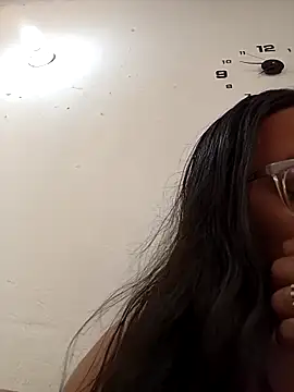 Snapshot of Cristel_Shop chatting on 10.10.25 Cristel Shop online show from 10.10.25