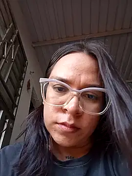 Snapshot of Cristel_Shop chatting on 10.15.25 Cristel Shop online show from 10.15.25