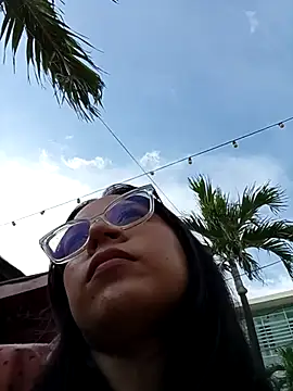 Snapshot of Cristel_Shop chatting on 10.17.25 Cristel Shop online show from 10.17.25