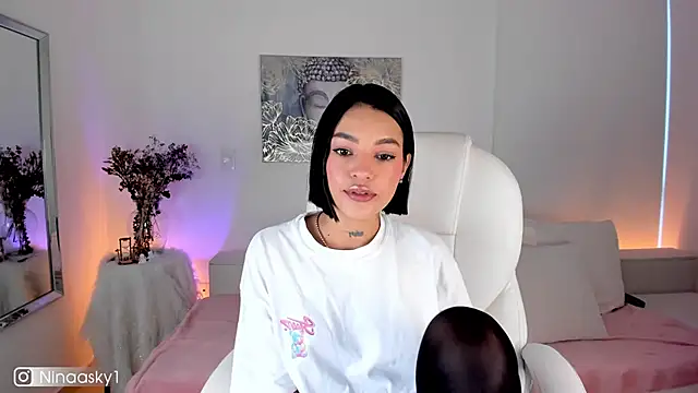 ninaa sky online show from 02.19.25