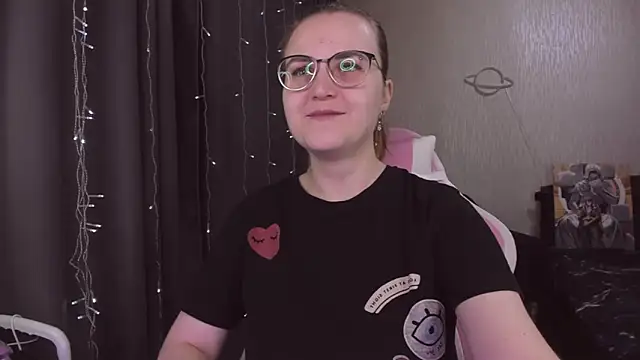 MissBrightShine online show from 12.19.25