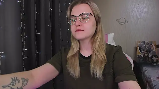 MissBrightShine online show from 03.25.26