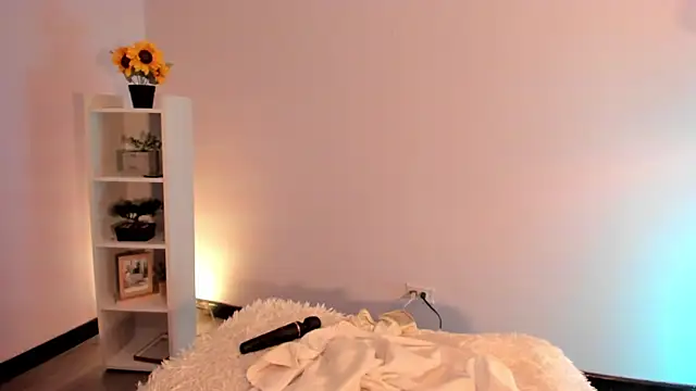  aish a  online show from 02.06.25