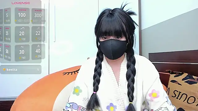 alonelove   online show from 01.15.25