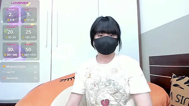 alonelove   online show from 01.18.25