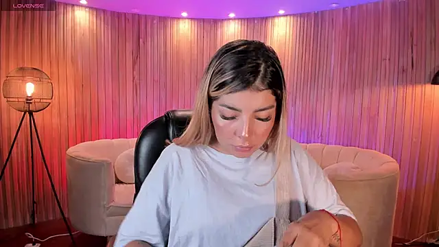 LisaMonroe  online show from 02.03.25