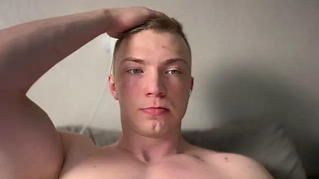 Snapshot of iron__chap chatting on 02.10.26 iron chap online show from 02.10.26