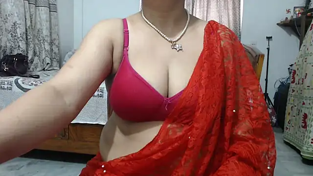 Snapshot of sexy_jaaan chatting on 04.26.26 sexy jaaan online show from 04.26.26