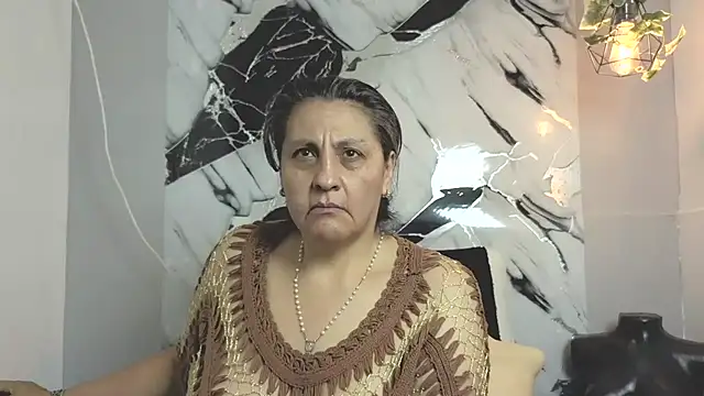 merlyna goldens online show from 10.11.25