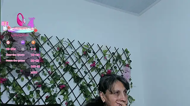 merlyna goldens online show from 10.29.25