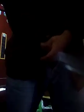 Snapshot of davidatration15 chatting on 10.10.25 davidatration15 online show from 10.10.25