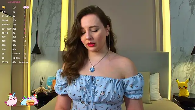 Snapshot of maltii_evans chatting on 02.08.25 maltii evans online show from 02.08.25