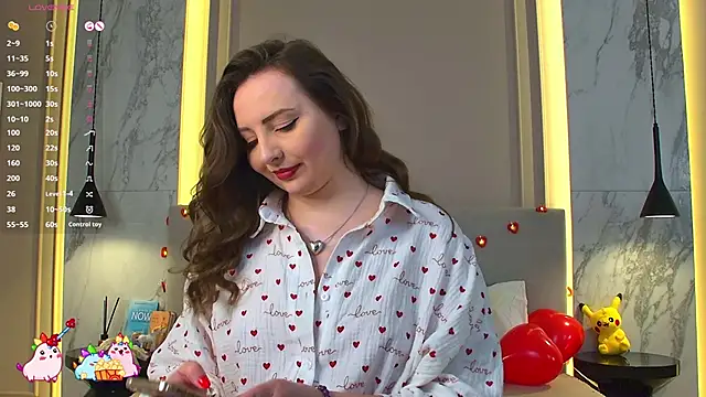 Snapshot of maltii_evans chatting on 02.15.25 maltii evans online show from 02.15.25