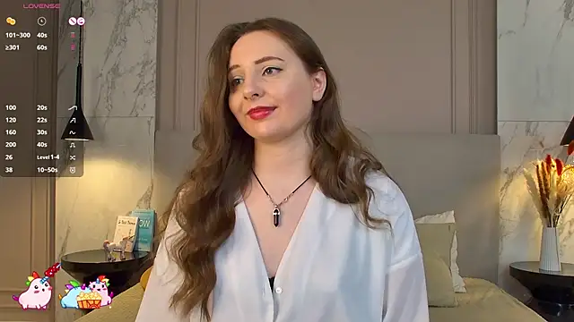 Snapshot of maltii_evans chatting on 10.23.25 maltii evans online show from 10.23.25