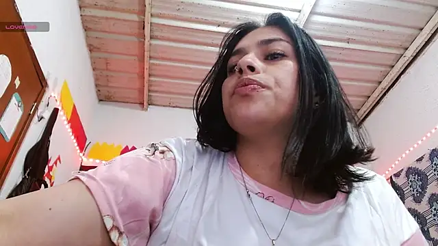 Saray extrovert  online show from 04.11.26