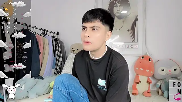 lucas cute online show from 02.20.25