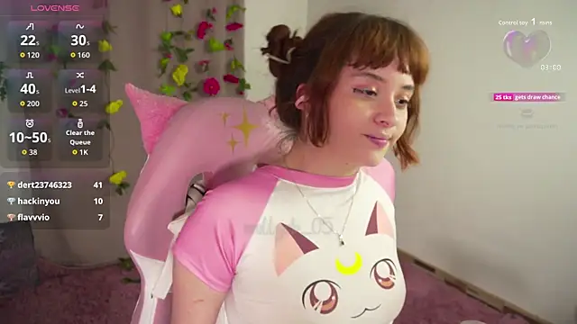 Snapshot of molly_russell chatting on 10.31.25 molly russell online show from 10.31.25