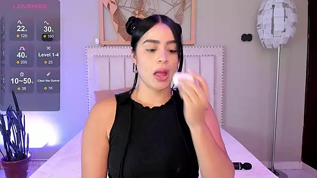 Snapshot of Paula_Desousa chatting on 03.03.26 Paula Desousa online show from 03.03.26