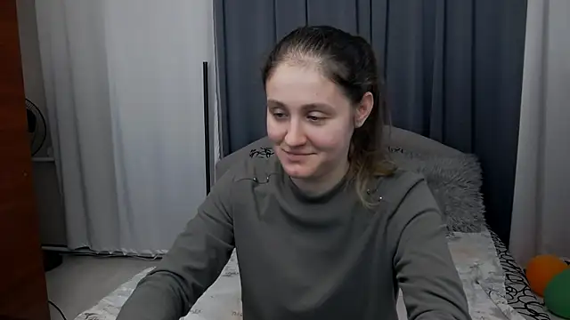 Holliy Cooper online show from 03.31.26