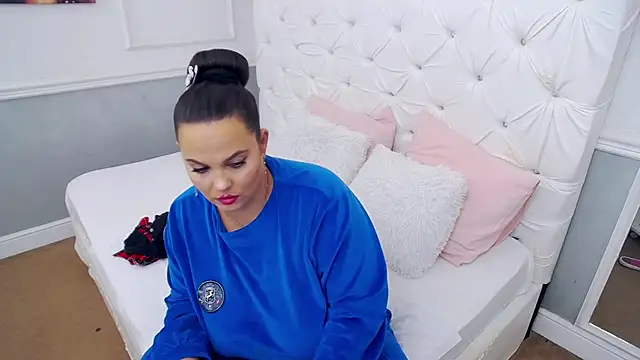 Snapshot of RavishingJenna chatting on 11.07.25 RavishingJenna online show from 11.07.25