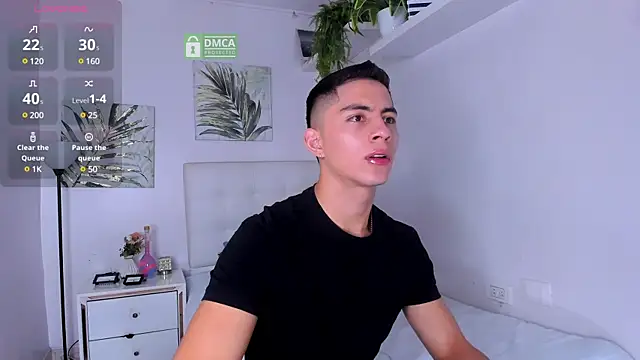 Snapshot of Matty_Adams chatting on 02.25.25 Matty Adams online show from 02.25.25