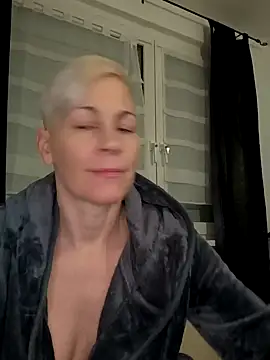 DarleenHot online show from 12.20.24