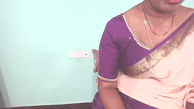 Snapshot of shrutitelugu69 chatting on 06.21.26 shrutitelugu69 online show from 06.21.26