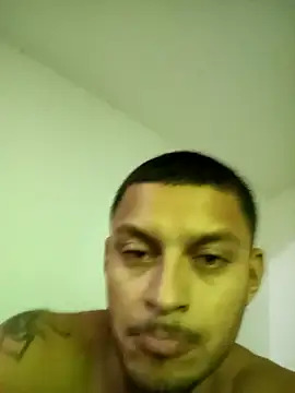 emrehliug12 online show from 04.13.26