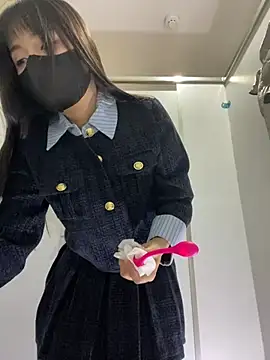 Asia-Lynn online show from 12.26.24