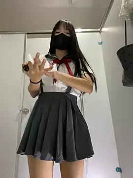 Asia-Lynn online show from 10.13.25