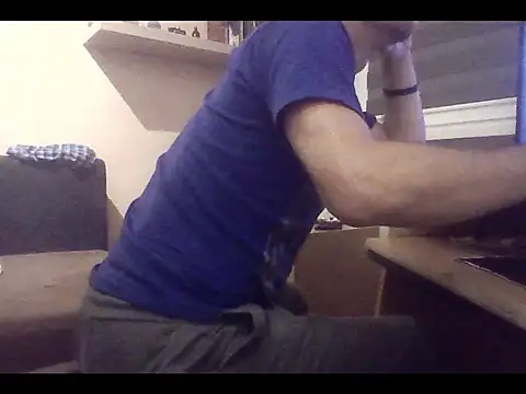 Snapshot of matejk chatting on 09.25.25 matejk online show from 09.25.25
