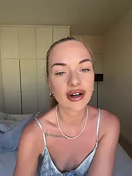 ElenaRebelle online show from 07.20.26