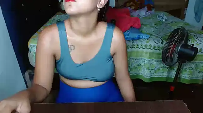 Snapshot of lucy_hairypussy83 chatting on 03.15.25 lucy hairypussy83 online show from 03.15.25
