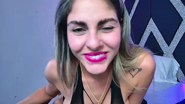 blonde cat15 online show from 11.15.25