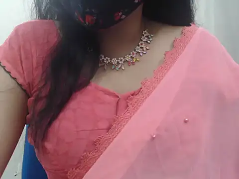 Lovely Siri 23 online show from 03.12.26