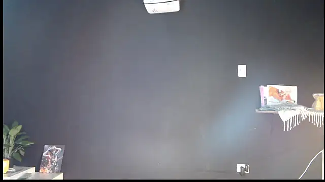 Snapshot of skinny_Raven chatting on 10.28.25 skinny Raven online show from 10.28.25