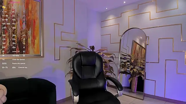 LizzHamilton   online show from 02.14.26