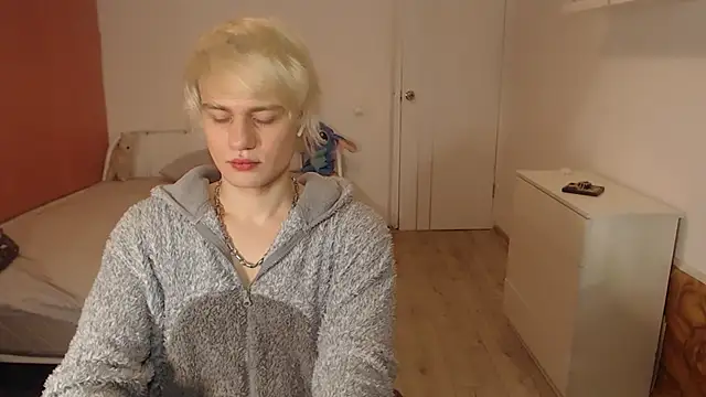 Oliver sweet  online show from 01.19.26