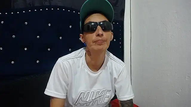 Snapshot of anyu1306 chatting on 12.11.24 anyu1306 online show from 12.11.24