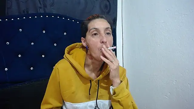 Snapshot of anyu1306 chatting on 12.21.24 anyu1306 online show from 12.21.24