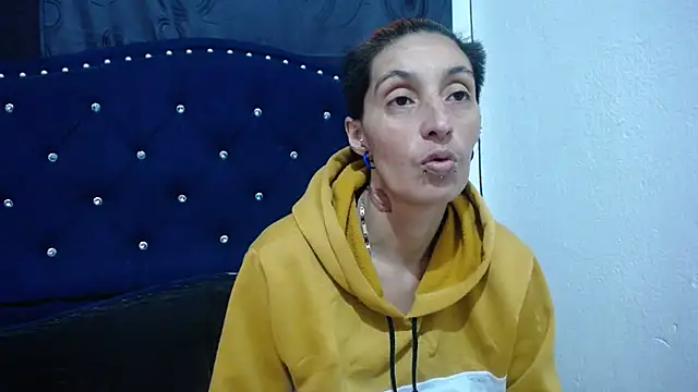 Snapshot of anyu1306 chatting on 12.24.24 anyu1306 online show from 12.24.24