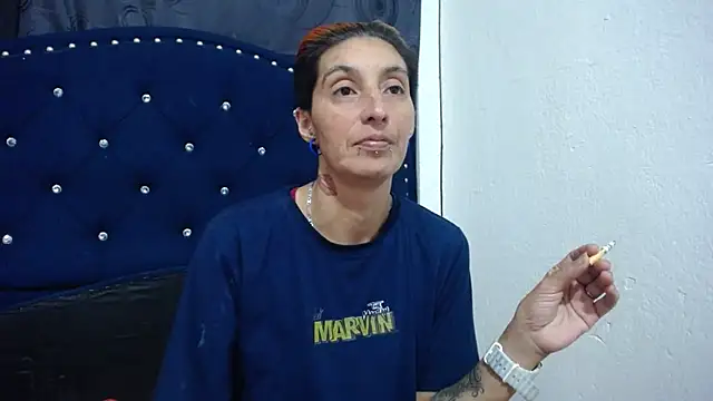 Snapshot of anyu1306 chatting on 01.04.25 anyu1306 online show from 01.04.25