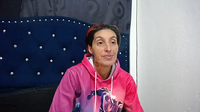 Snapshot of anyu1306 chatting on 01.12.25 anyu1306 online show from 01.12.25