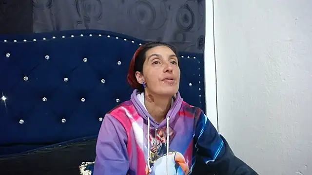 Snapshot of anyu1306 chatting on 01.29.25 anyu1306 online show from 01.29.25