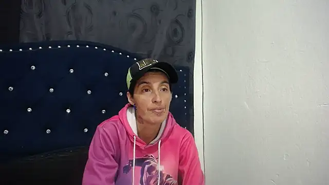 Snapshot of anyu1306 chatting on 02.05.25 anyu1306 online show from 02.05.25