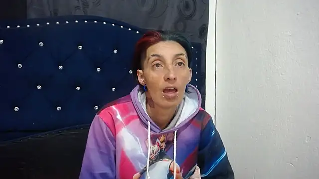 Snapshot of anyu1306 chatting on 02.12.25 anyu1306 online show from 02.12.25